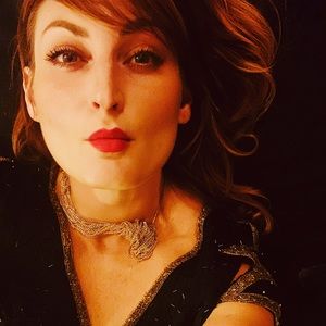 Meet your Posher, Natalie